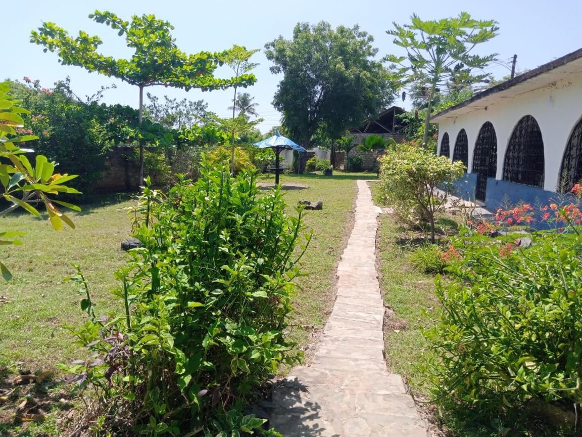 Fred Hunter Villa Tiwi Exterior photo